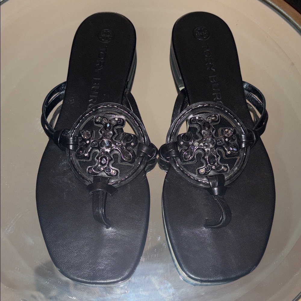 Tory Burch Black Jeweled Logo Leather Sandals Size 7M